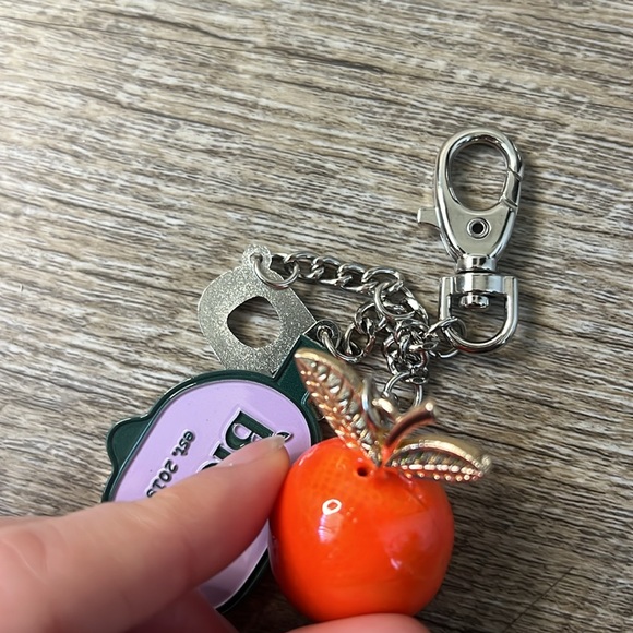 Bloom Orange Key Chain - Picture 2 of 2